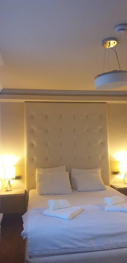 Apartmani Dama Novi Sad Buitenkant foto