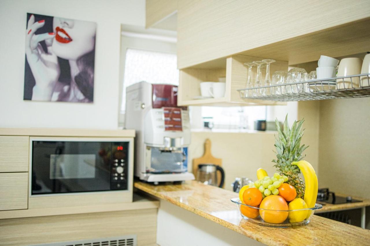 Apartmani Dama Novi Sad Buitenkant foto