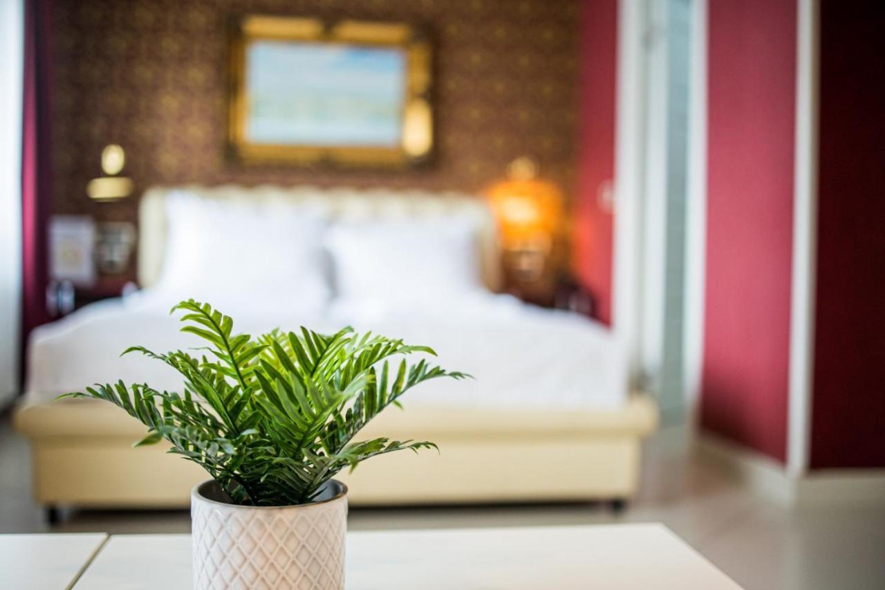 Apartmani Dama Novi Sad Buitenkant foto